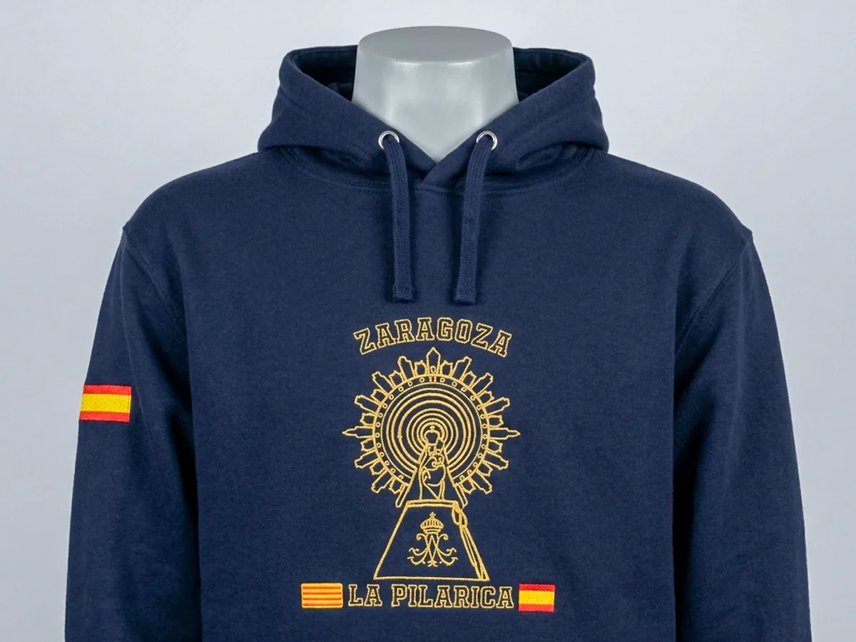 Sudadera azul personalizada con bordado frontal